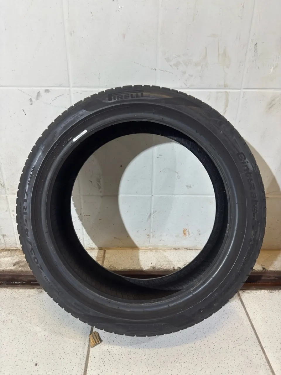 Pneu Run Flat Pirelli Aro 17 Cinturato P7 205/45R17 91V Run Flat