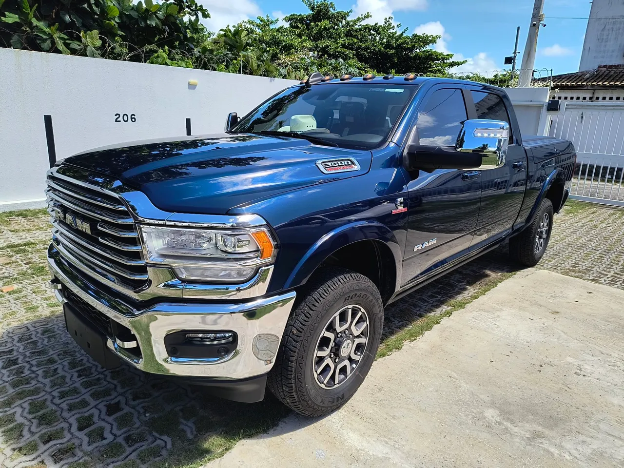 Dodge Ram Limited LongHorn top das top faturada 2025, O Km