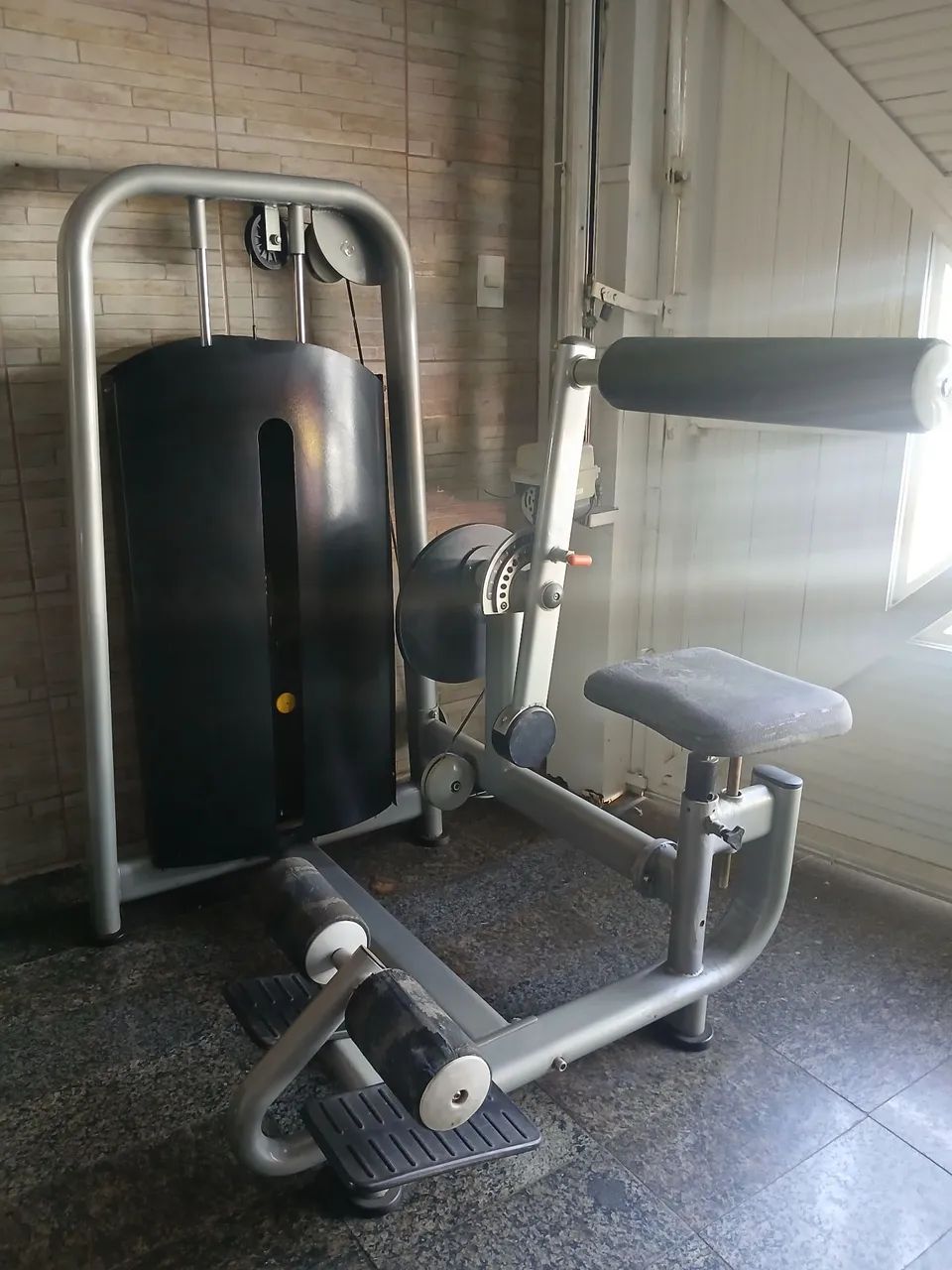 Vendo maquina abdominal profissional - Foto 2