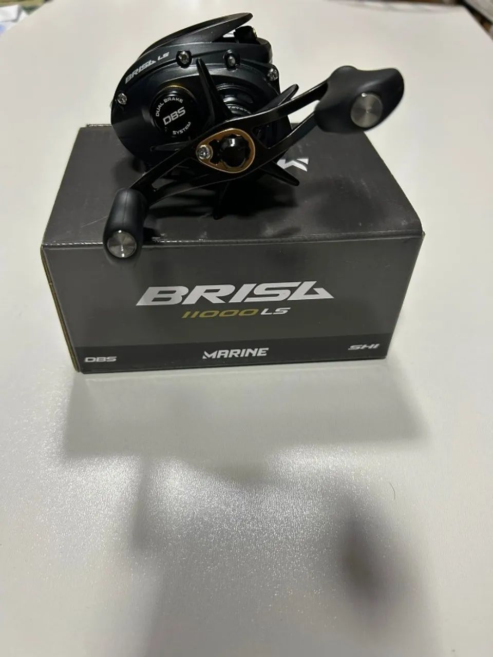 Carretilha Brisa LS 11000 Marine Sports (lado direito) - Foto 5