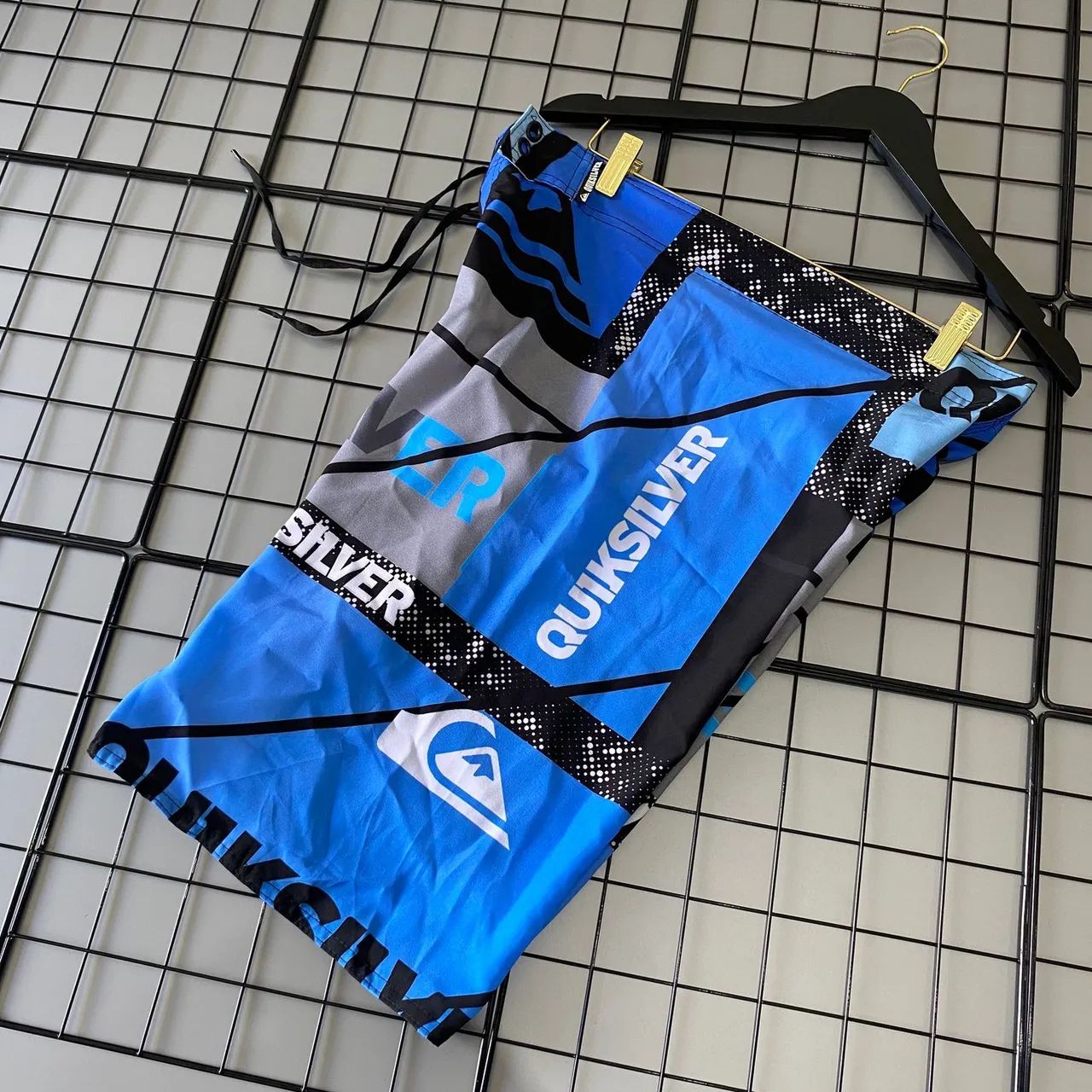 SHORTS ELASTANO 40 REAIS  - Foto 2