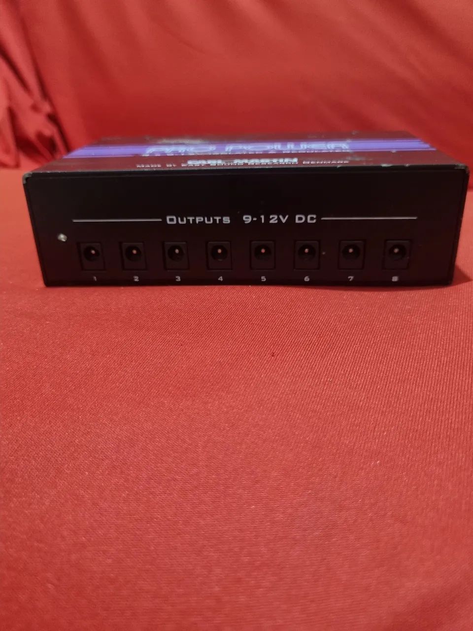 Fonte de Alimentação Carl Martin Pro Power 3x9-12V - Foto 2