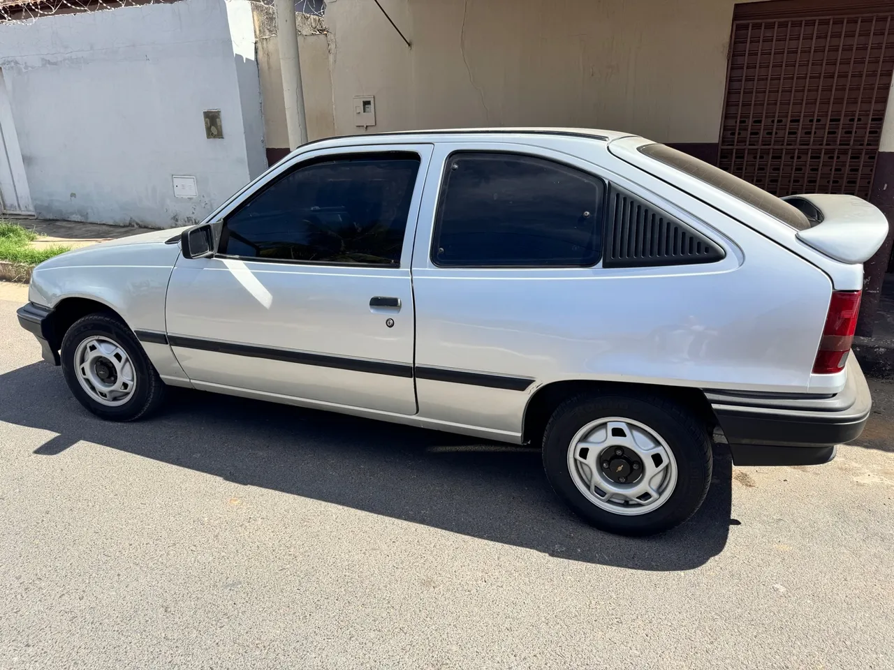 Kadett SL muito novo