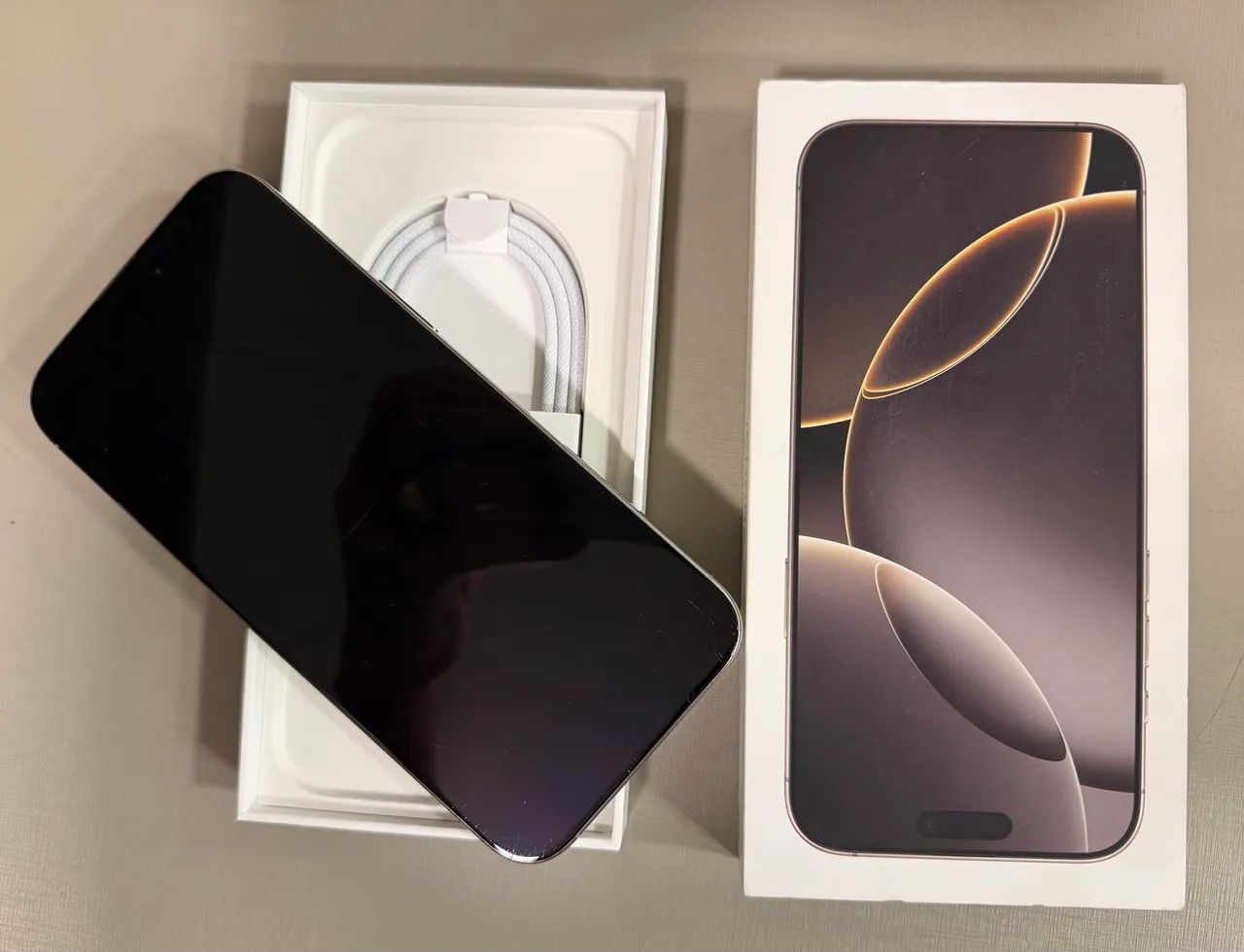 iPhone 16 Pro Max titanium 256g - Celulares e Smartphones - União