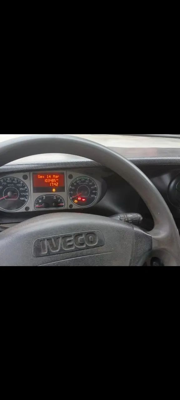 Micro ônibus Iveco  - Foto 10
