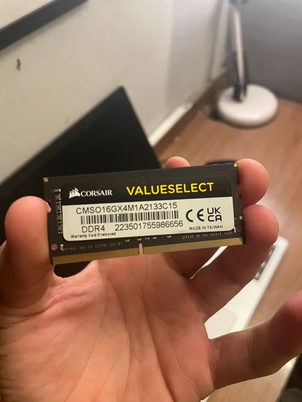 Memória RAM Corsair DDR4 16GB