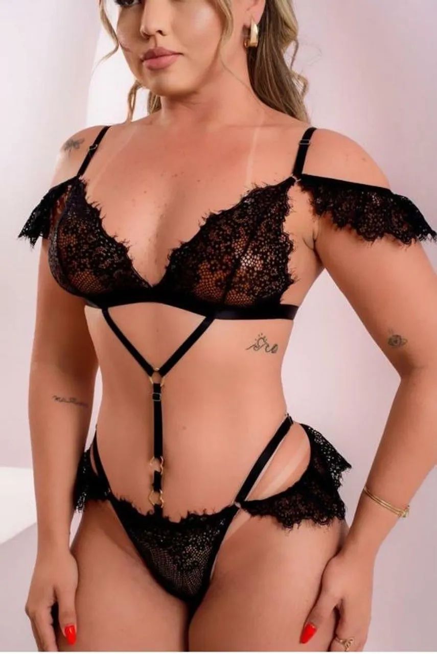 Lingerie Elegante em Renda Preta - Foto 2