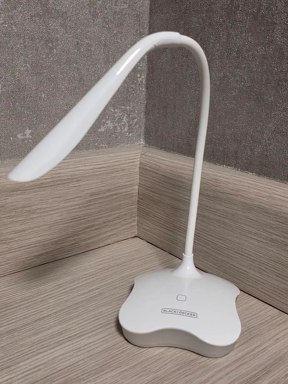 Luminária Led Black Decker