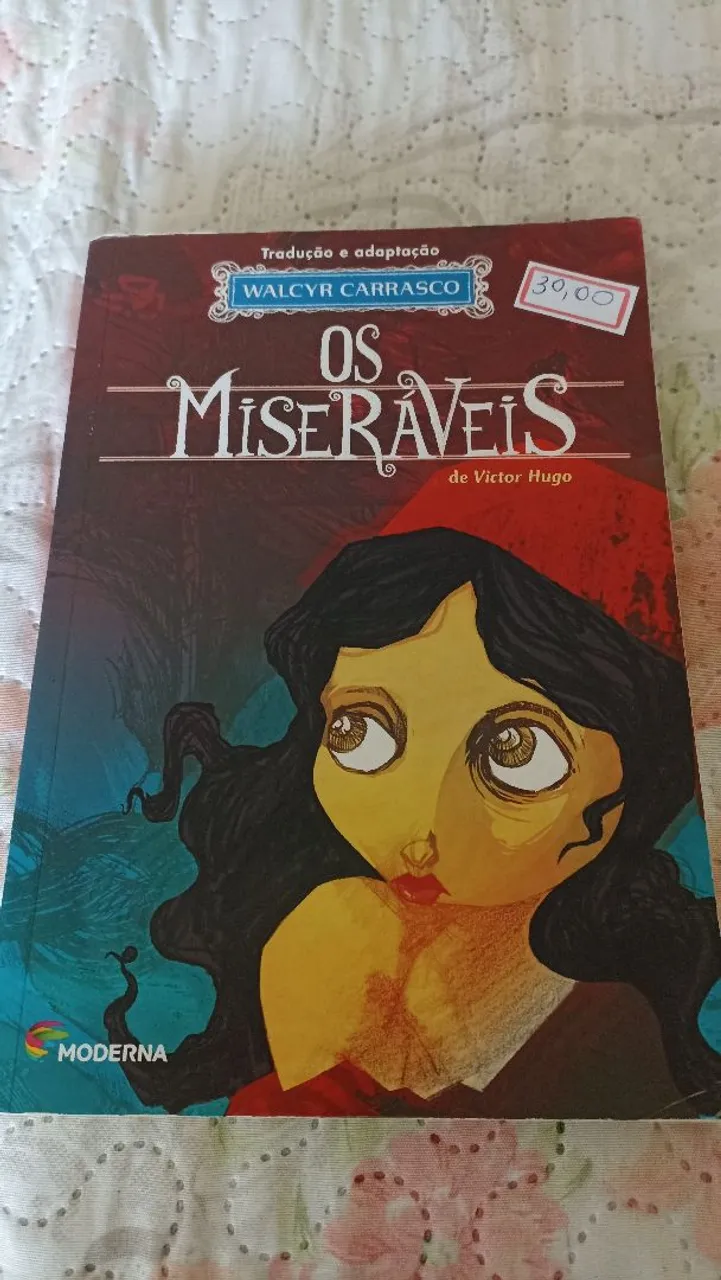 Livro Os Miseráveis de Victor Hugo