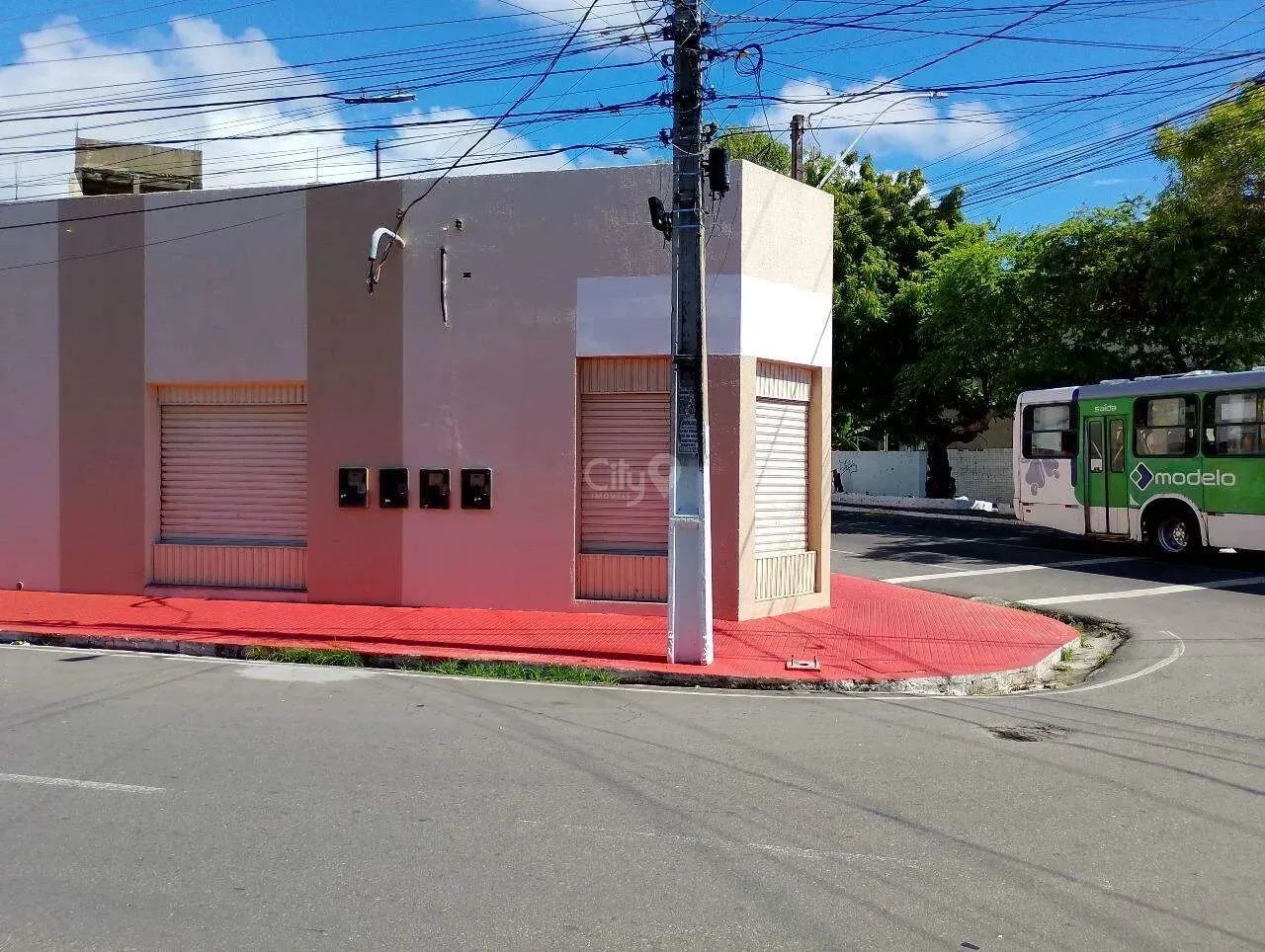Aluguel de Ponto Comercial - Excelente Localização na Rua Gumercindo Bessa , Esquina com J - Foto 2