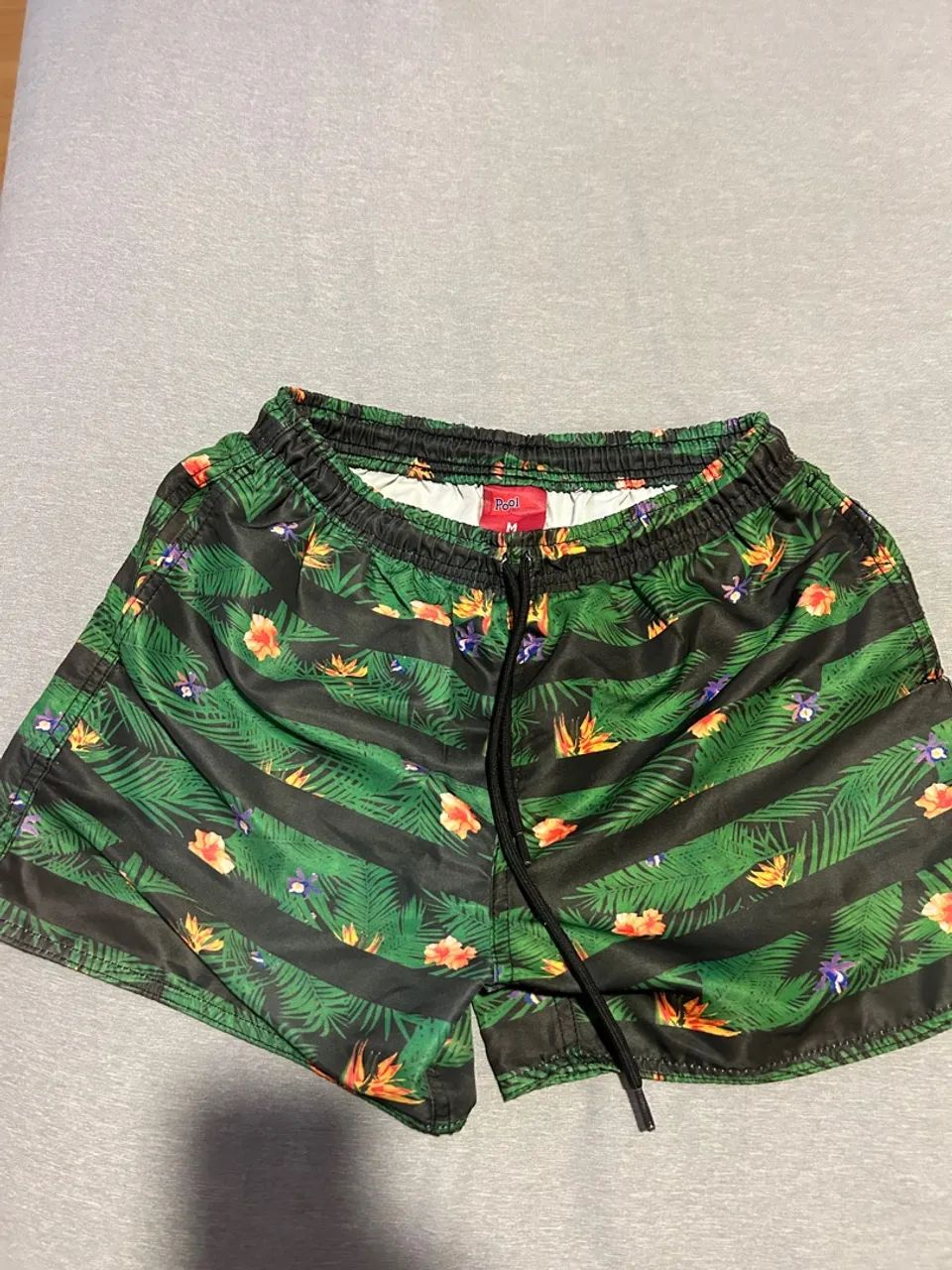 Shorts de Praia Estampado Tropical - Pool