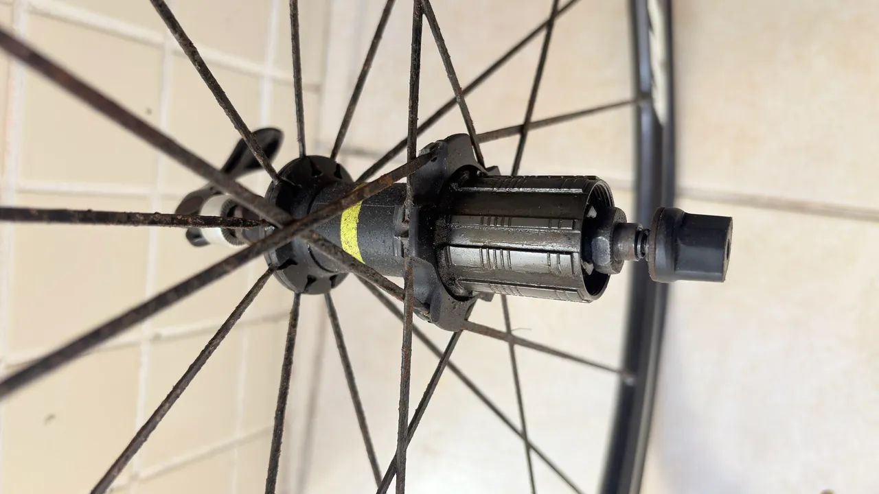 Roda Mavic + Pneus Continental - Foto 5
