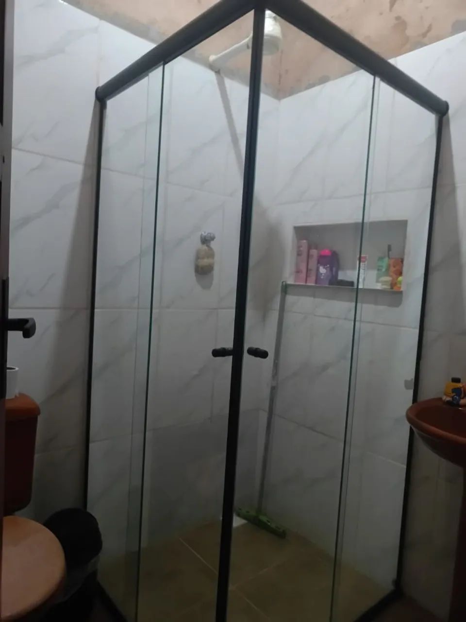 Box de canto tipo L 
