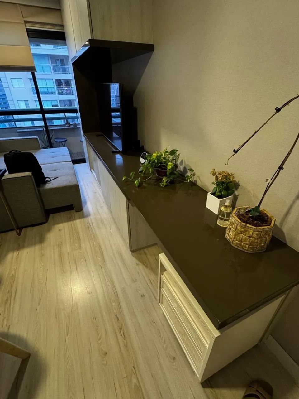 Rack para TV e Mesa de Home Office acomplada - Foto 5