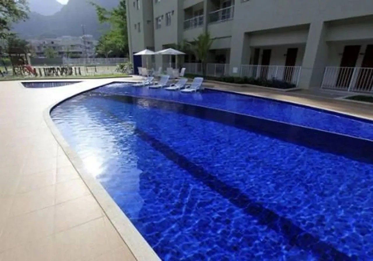 Apartamento em Estrada dos Bandeirantes - Vargem Pequena - Rio de Janeiro/RJ