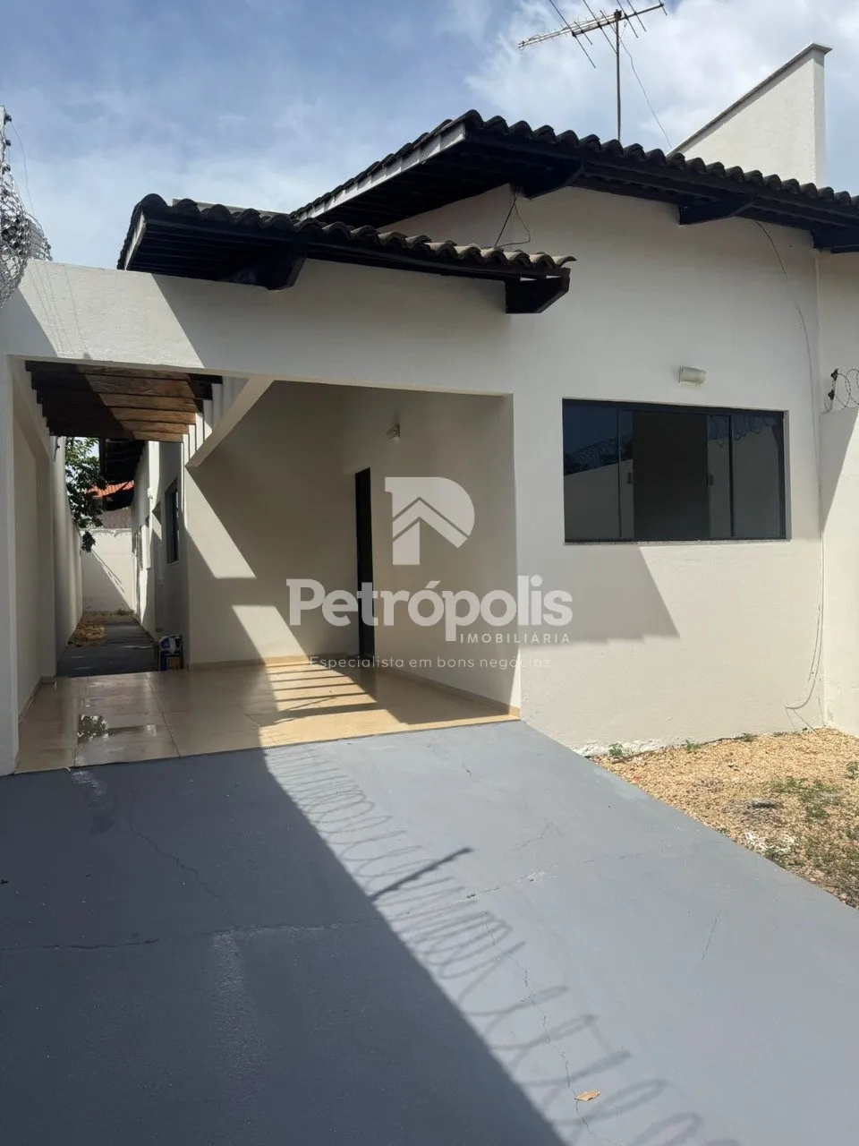 Casa na 1003 Sul com 2 quartos sendo 1 suíte com 95 m² a venda por R$ 320.000,00 - Plano D