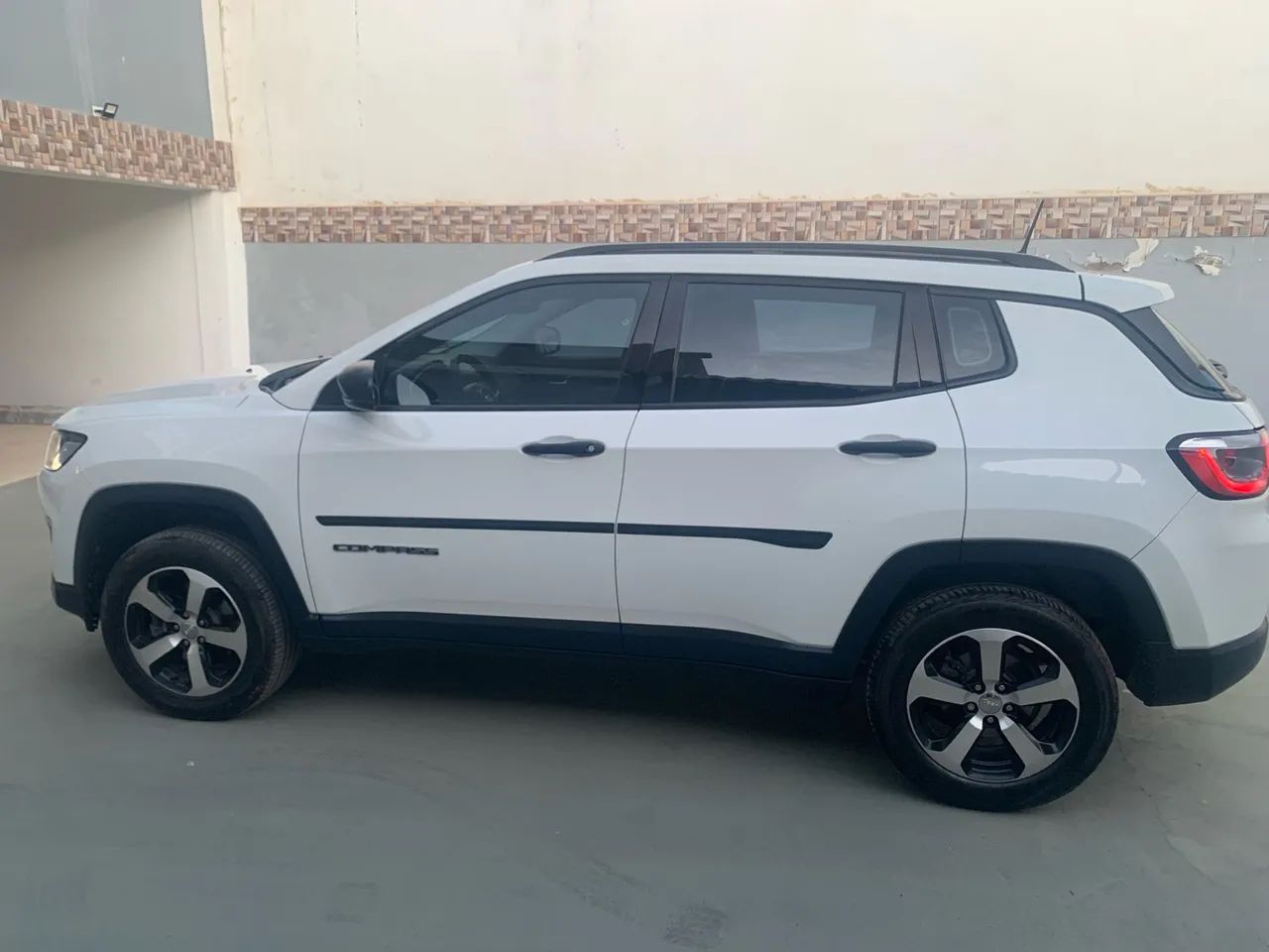Jeep Compass Flex 4x4 2018 - Foto 5