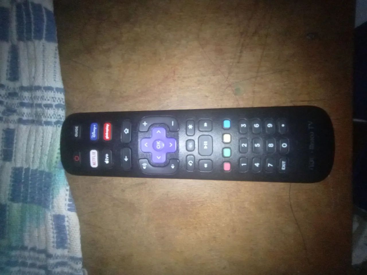 AOC Smart TV 32 inches. (Working) Read the listing.64308565197698122