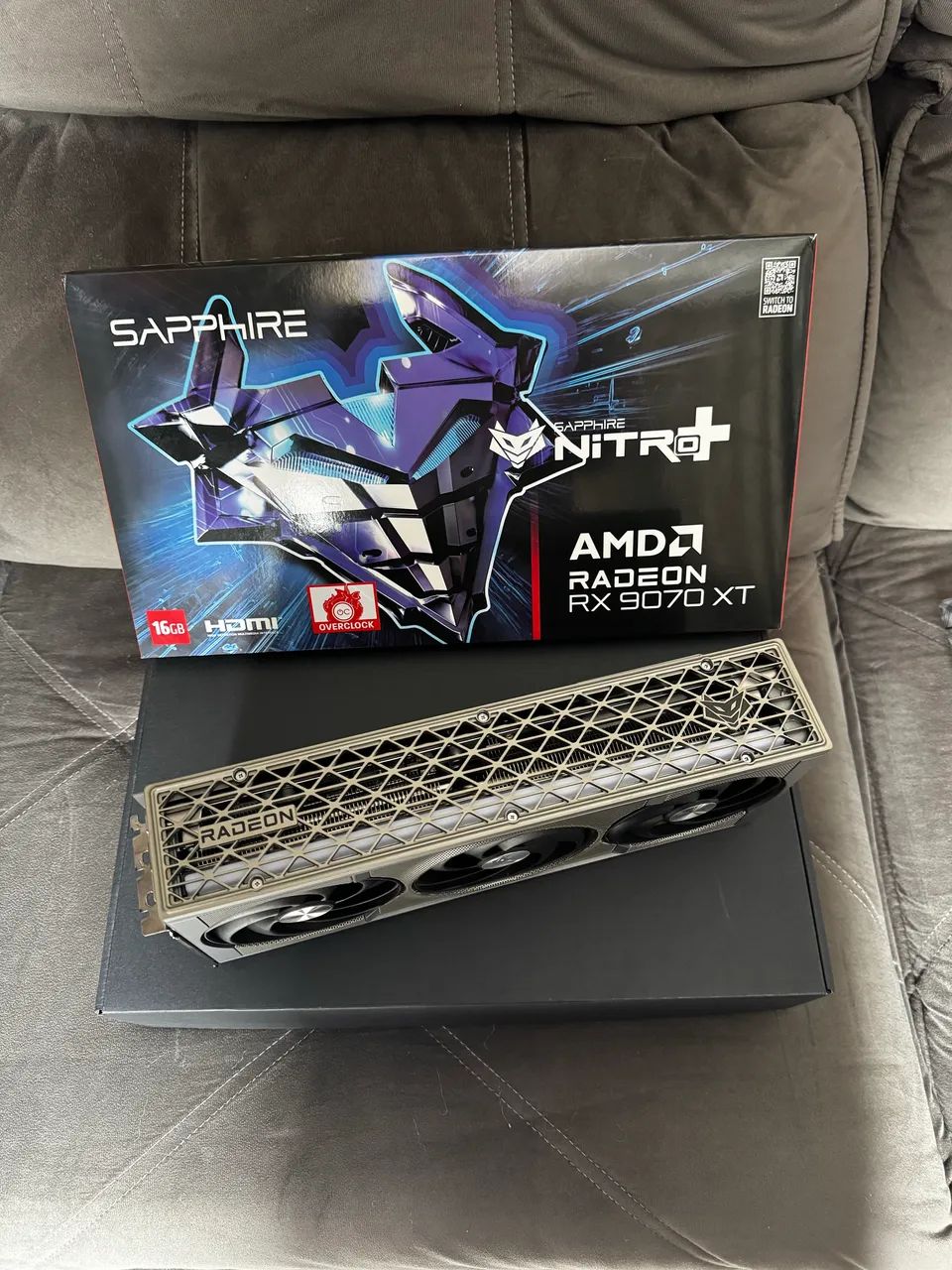 RX 9070 XT SAPPHIRE NITRO + 16GB 