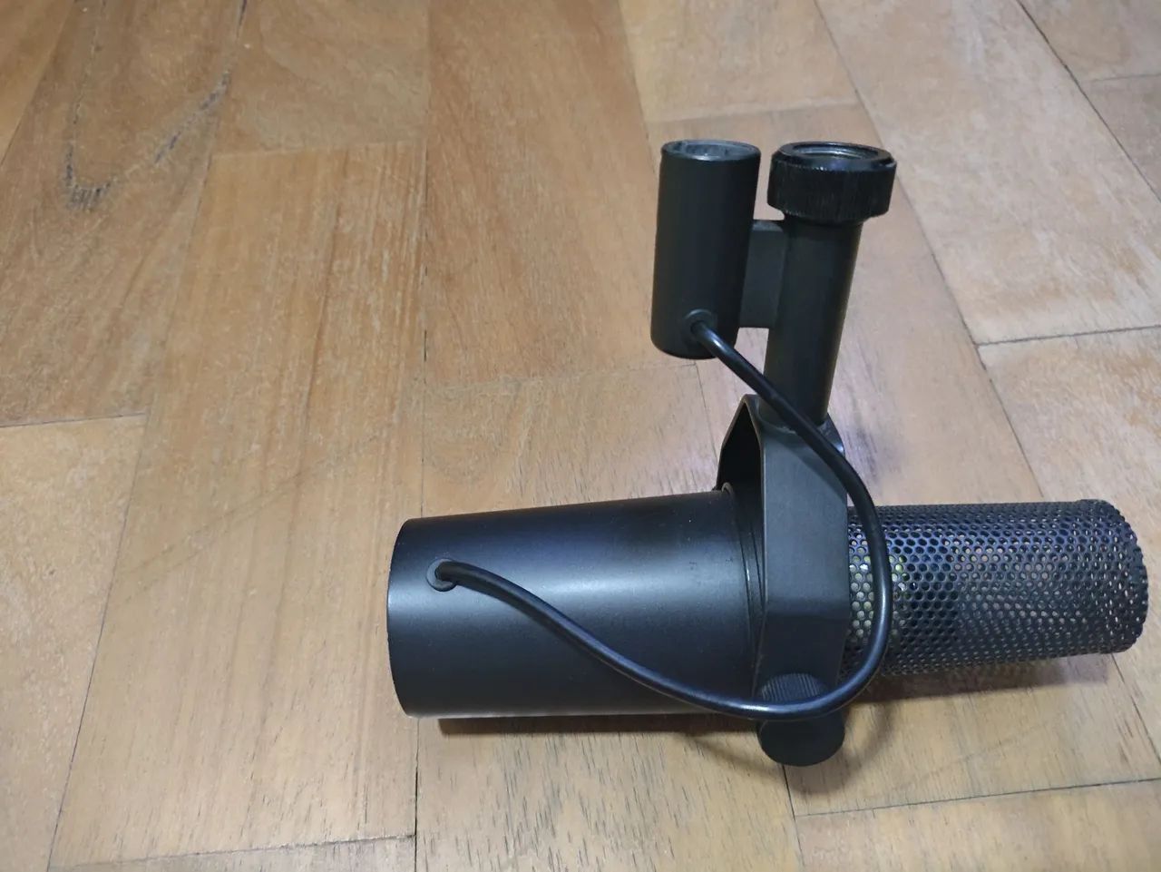 Microfone Shure SM7  - Foto 3