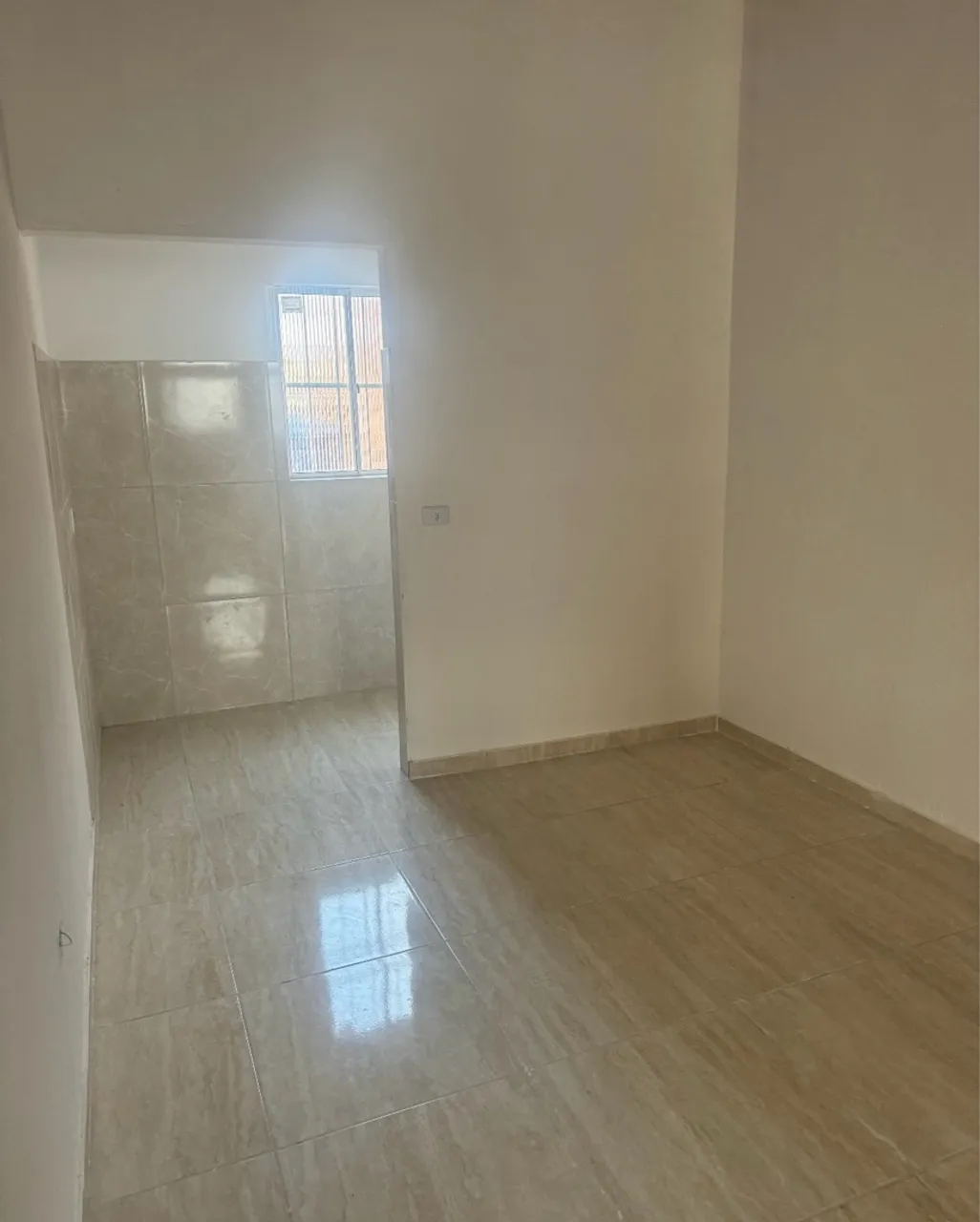 Alugo Casa Recém Formada na Tabajara