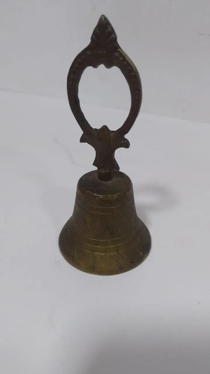 Antiga - Sineta De Mão Ou Mesa em Bronze Dourado