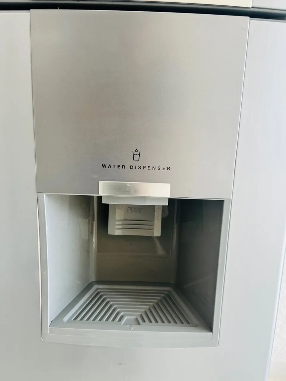 Geladeira LG com Dispenser de Água em excelente estado por apenas R$1900 - Foto 6