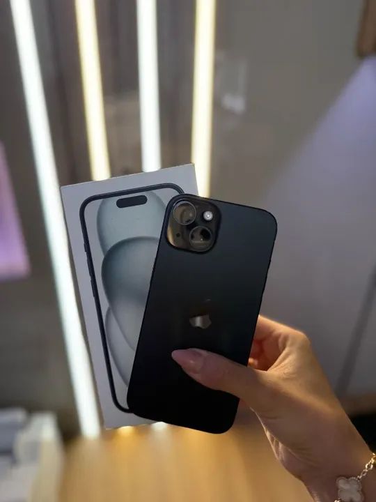 iPhone 15 128GB 100% saúde da bateria Cor Preto Com caixa 7 DIAS