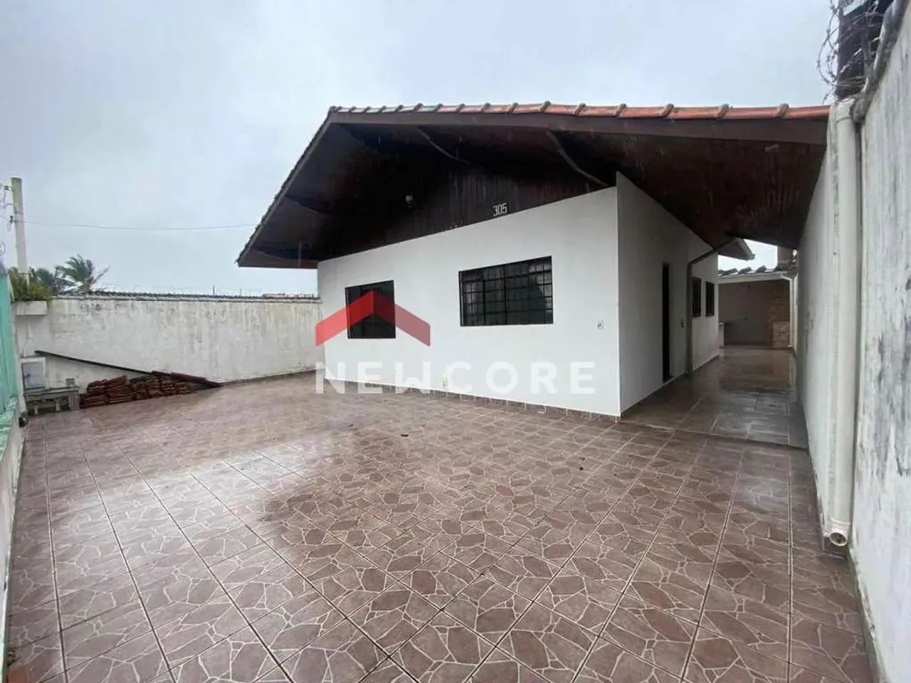 Casa em Rua Telma - Vila Loty - Itanhaém/SP