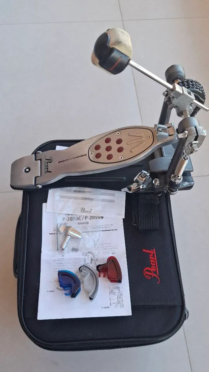 Pedal de Bumbo Pearl eliminaitor 
