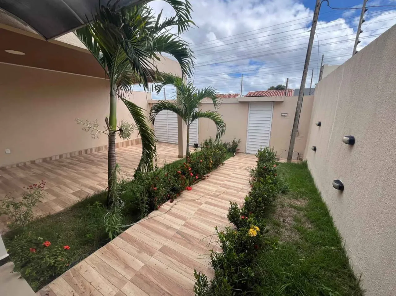 CASA NO COQUEIRO JARDIM AMERICA