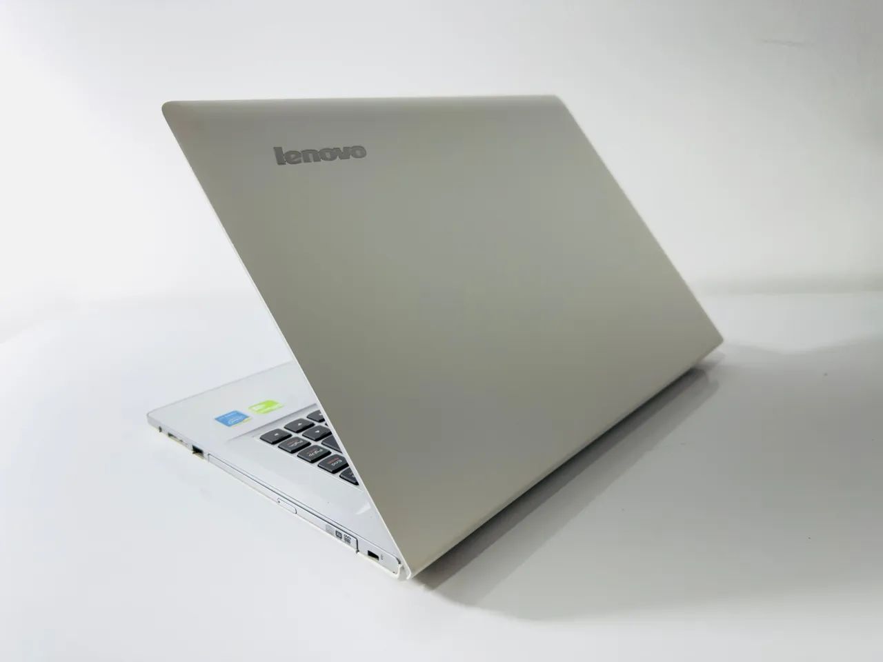 Notebook Lenovo I7  - Foto 5