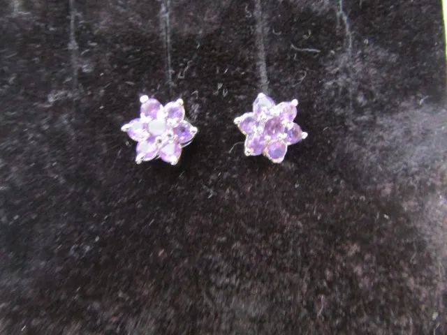 Brinco Flor de Ametista - Semi Jóia  - Foto 5