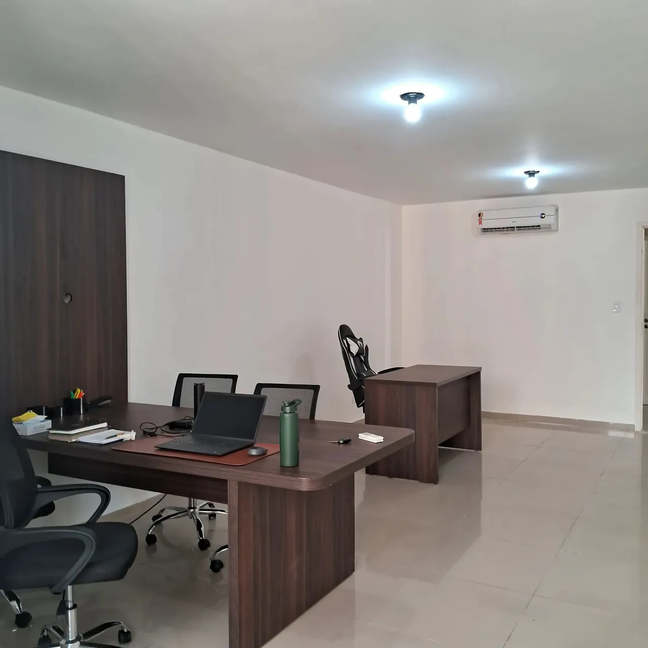 sala business 32m2 banheiro. ar 1vg