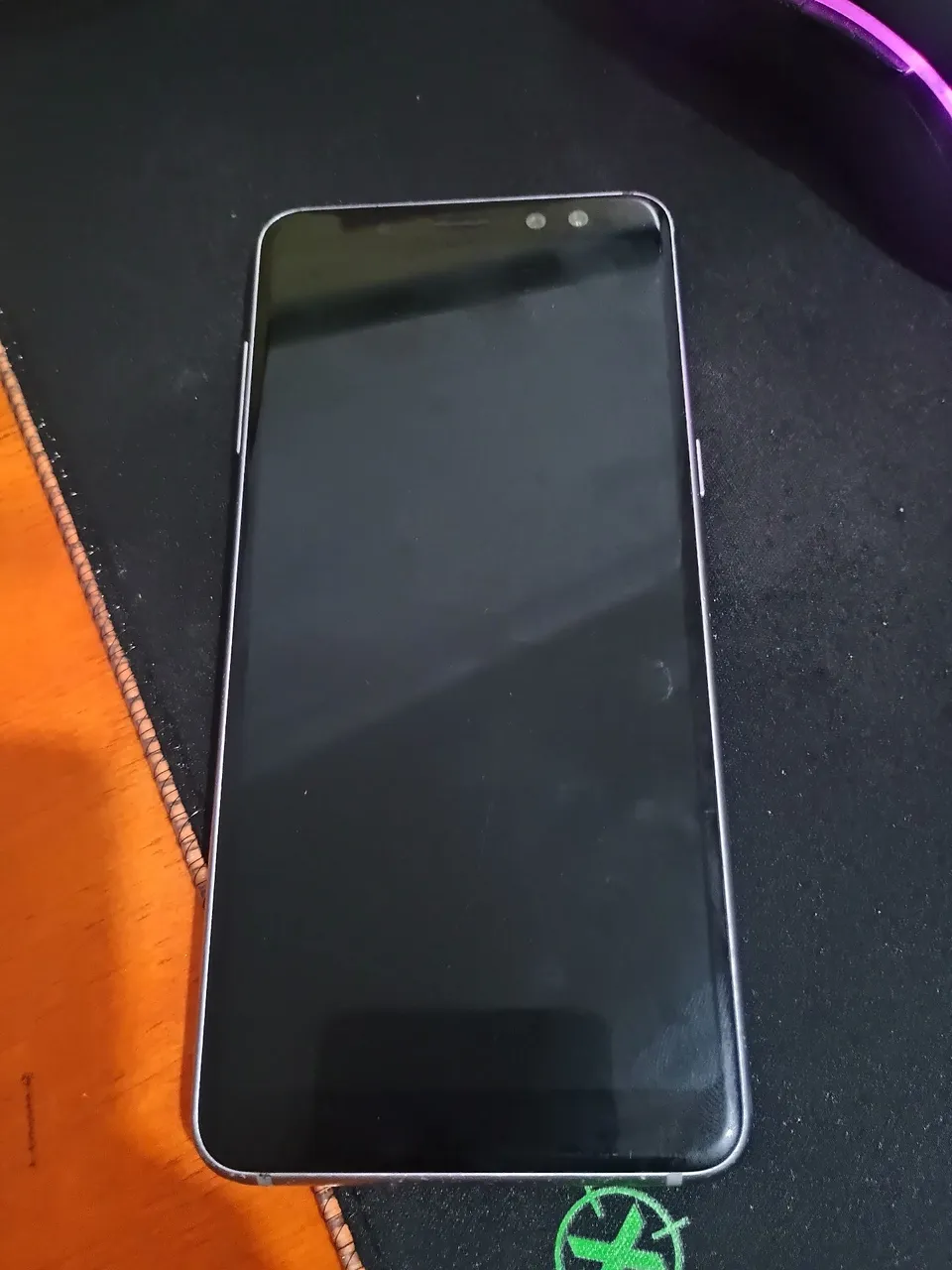 Samsung a8