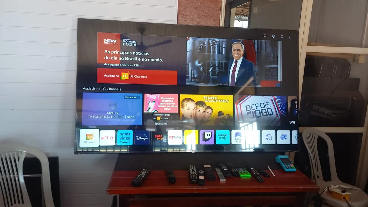 Smart tv 75" Android LG (com avaria na tela)
