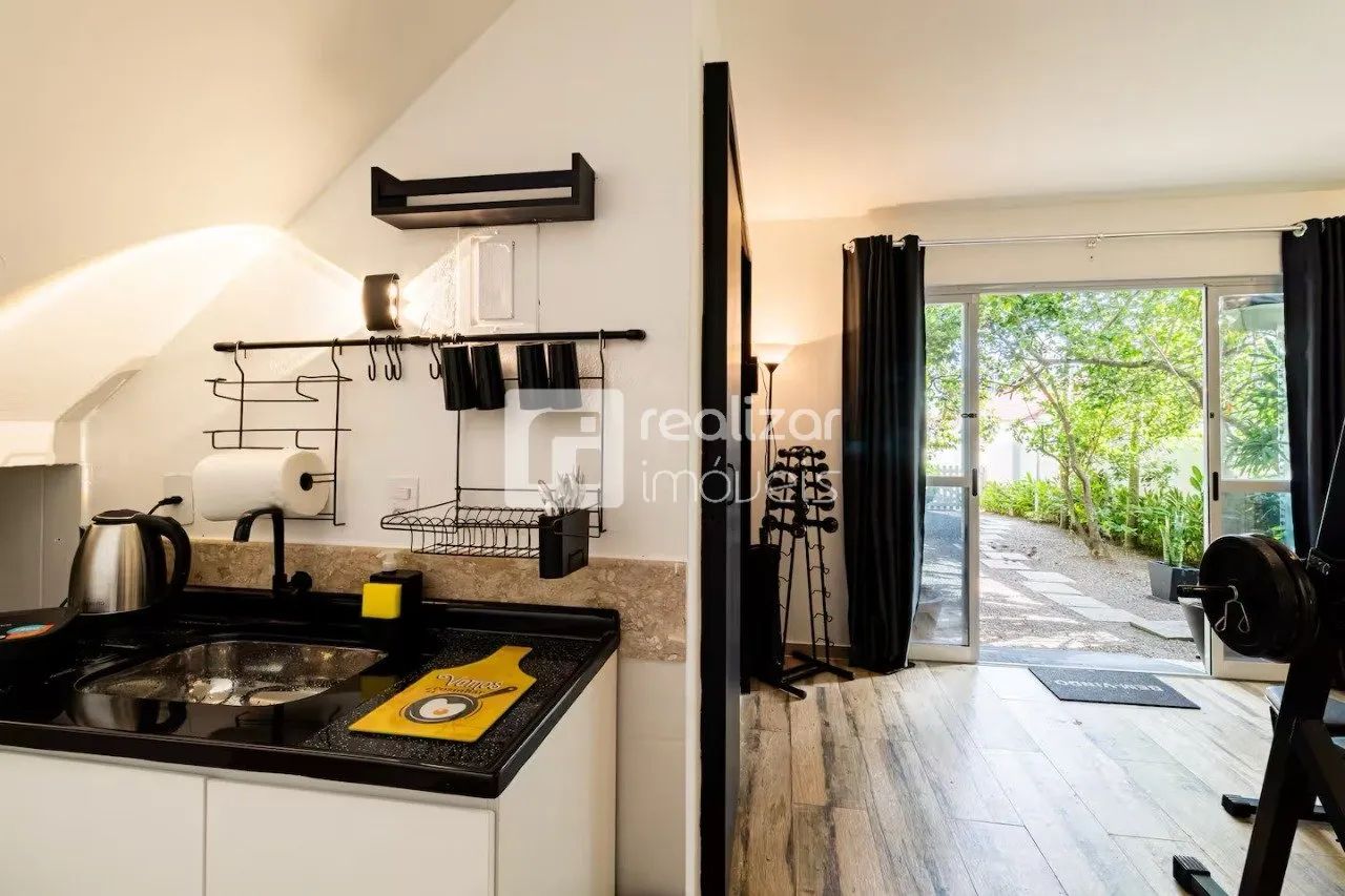 Casa em terreno compartilhado 2 quartos no bairro Agronômica Florianópolis - Foto 3