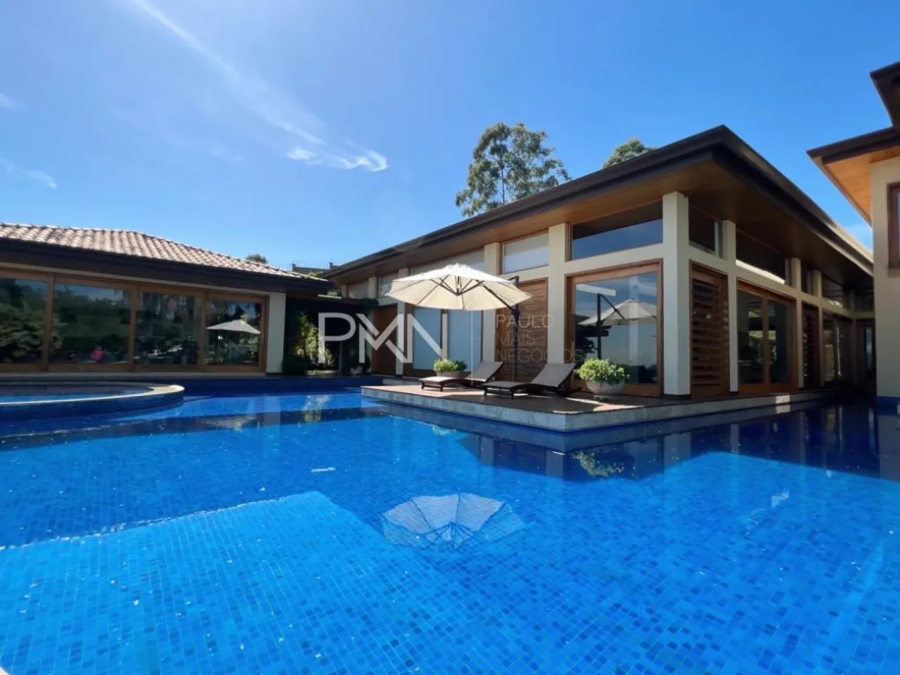Casa à venda na Fazenda da Grama, Itupeva, com 5 suítes, com 1080 m²