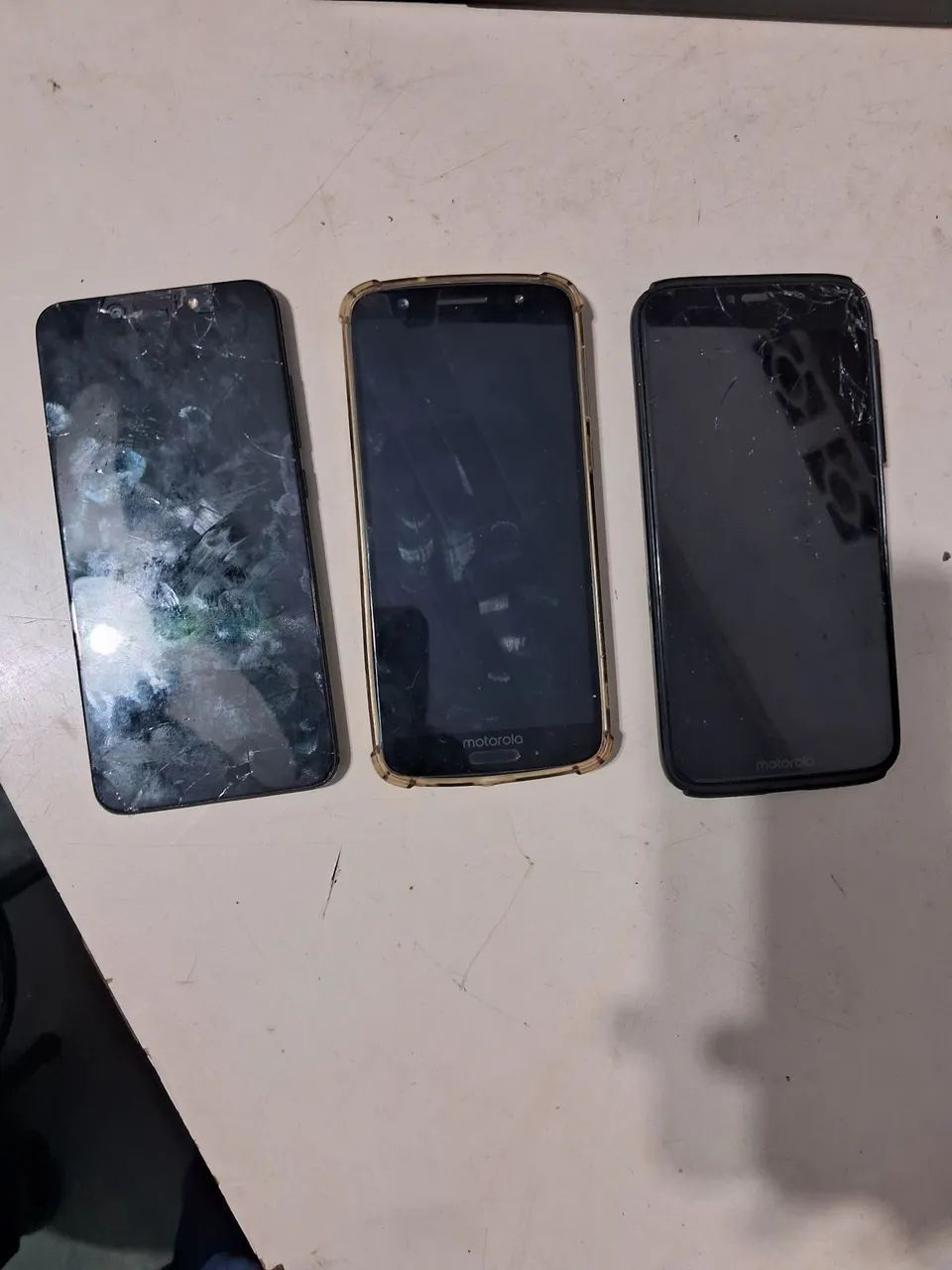 Vendo 3 celulares com defeito R$149