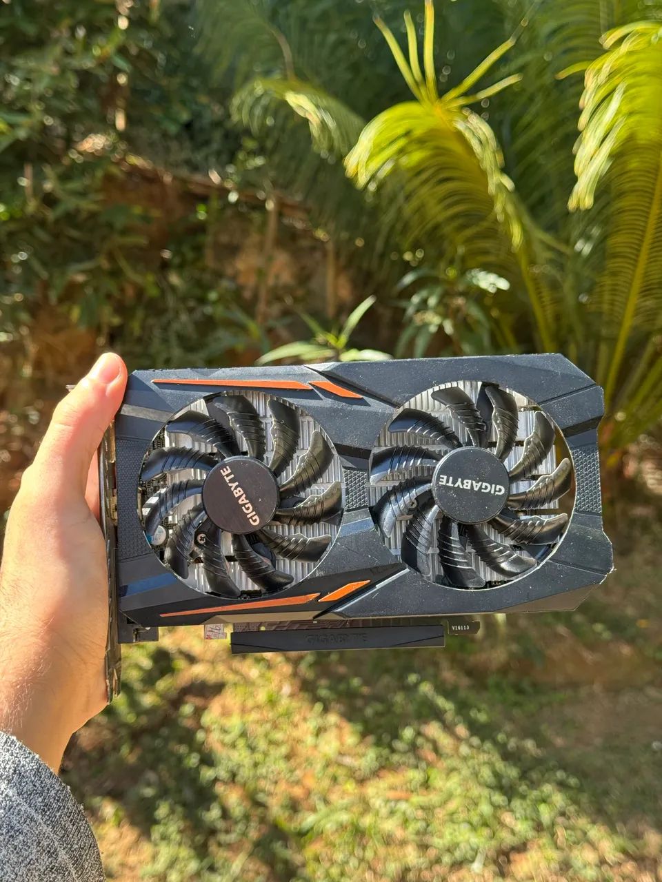 Placa de vídeo 1050 Ti 