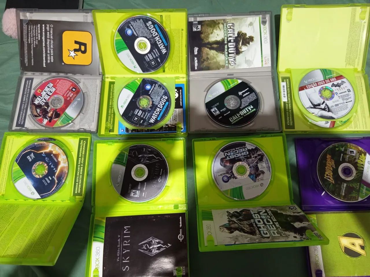 Vendo lote 8 jogo de Xbox 360  todo estão pegando 