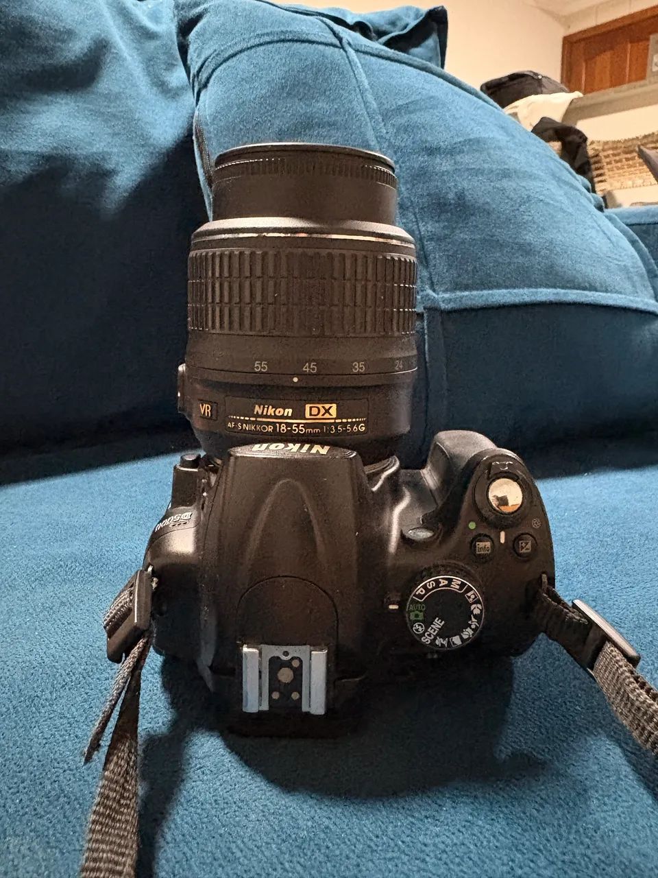 Nikon D5000 + lente 18-55mm VR + Flash Nikon SB-600 - Foto 4