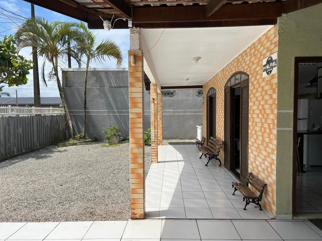 Casa com 4 quartos e piscina no Coroados