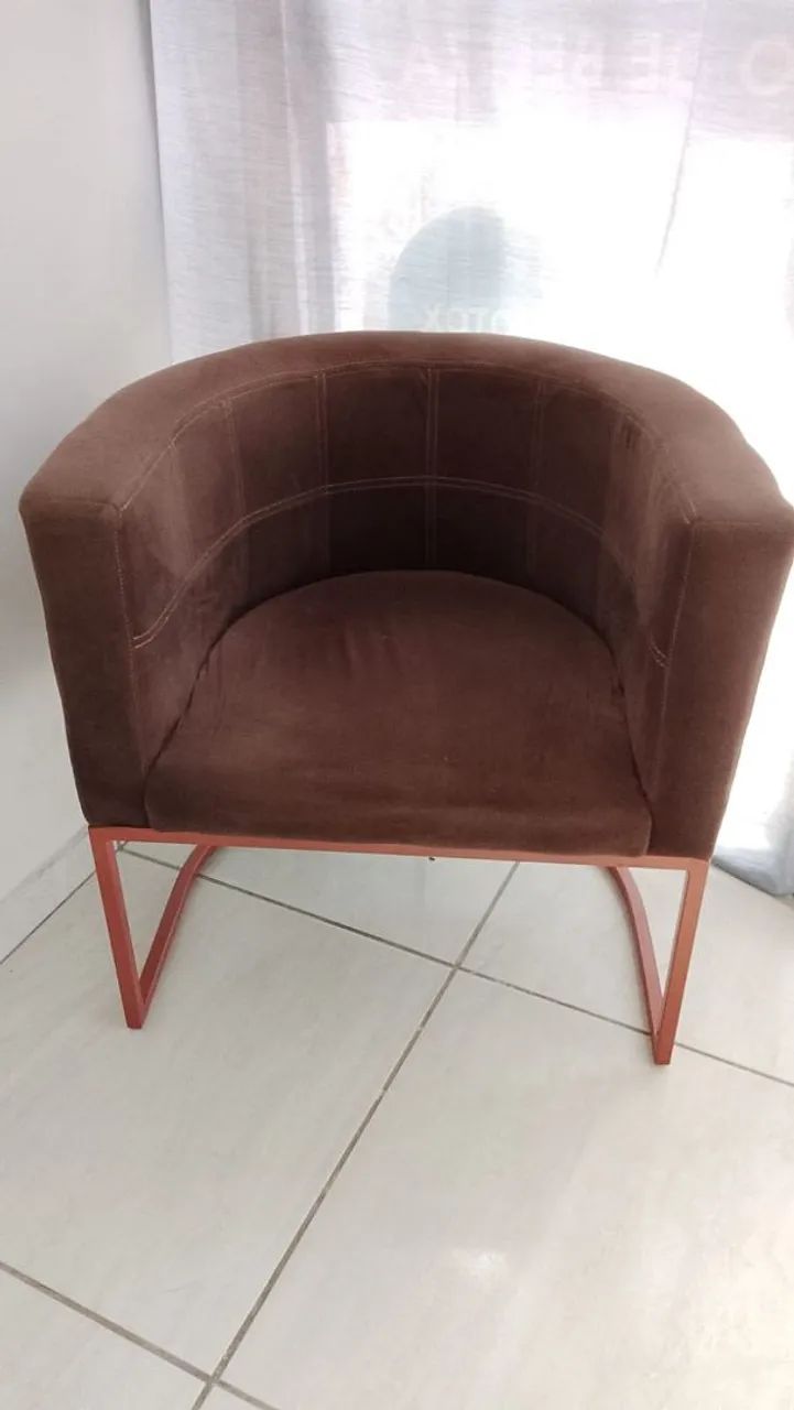 Poltrona marrom
