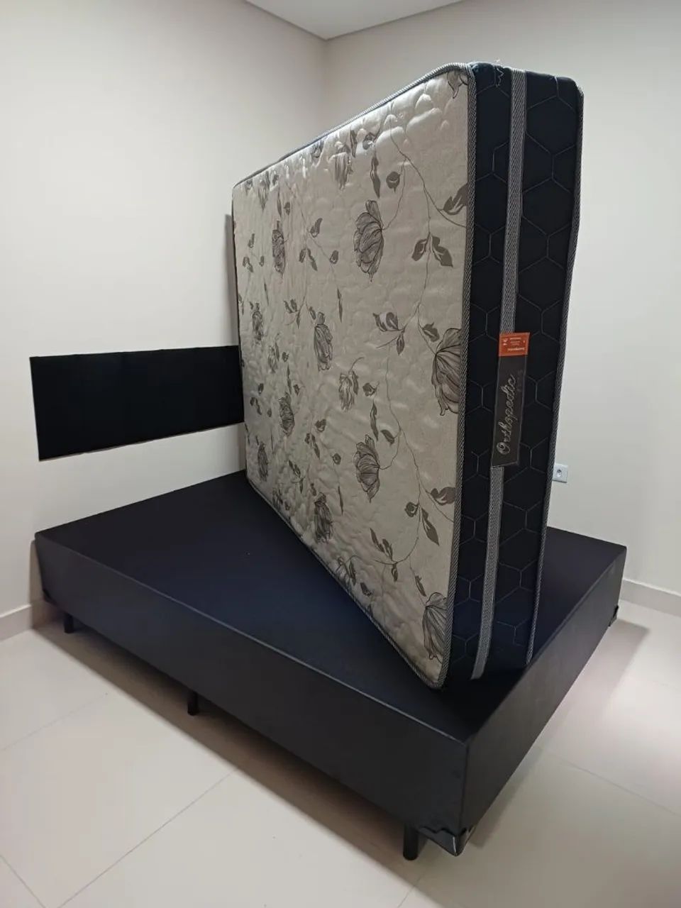 Vende-se Cama Box Casal  - Foto 2