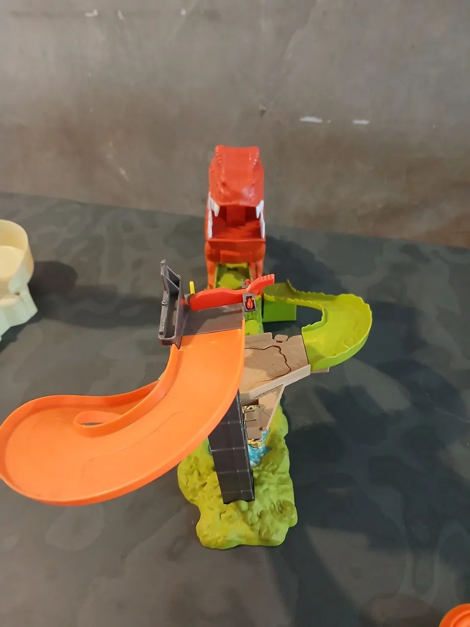 Pista Hotwheels dinossauro  - Foto 4