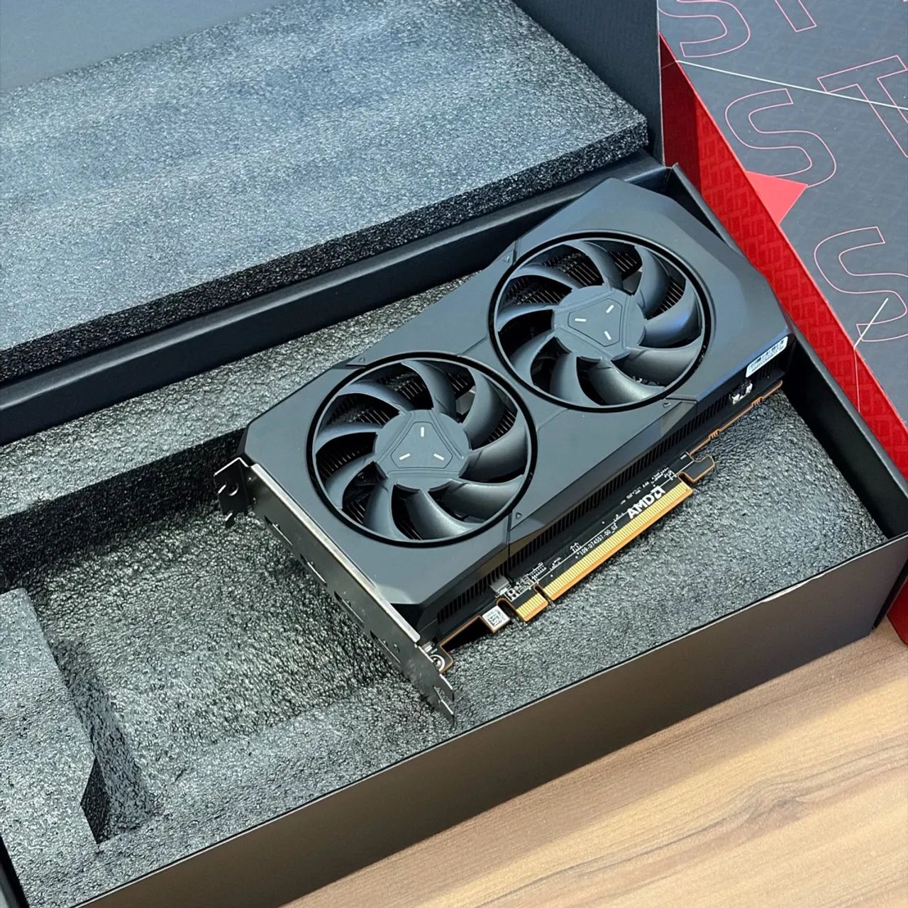 GPU RX 7600 8GB com NF na garantia - Foto 2