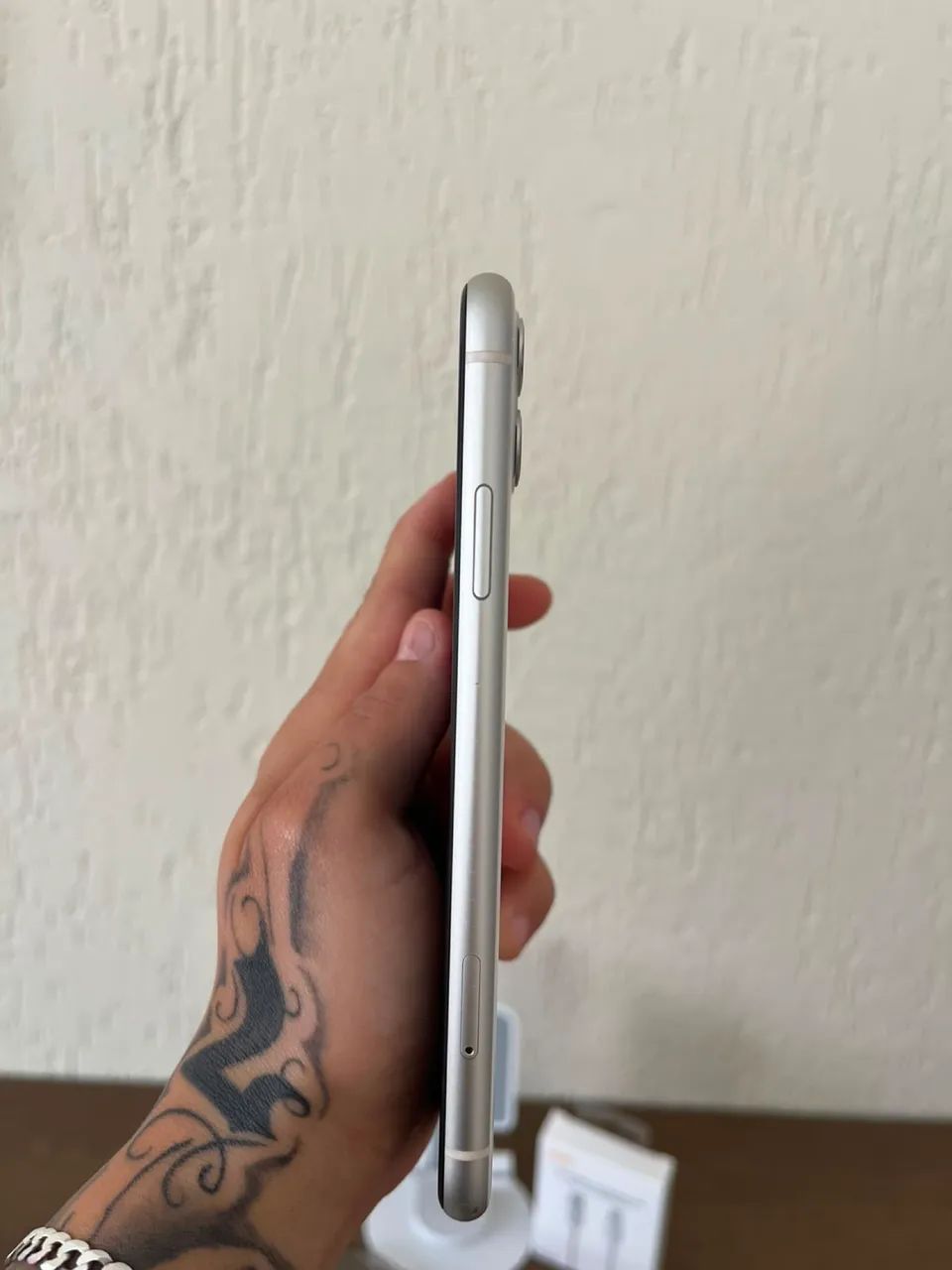 iPhone 11- EM PERFEITAS CONDIÇÕES  - Foto 4