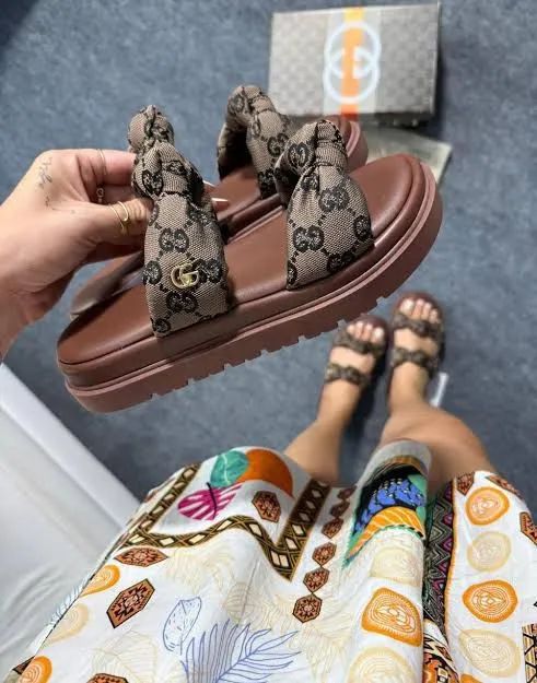 Sandália da Gucci  - Foto 5