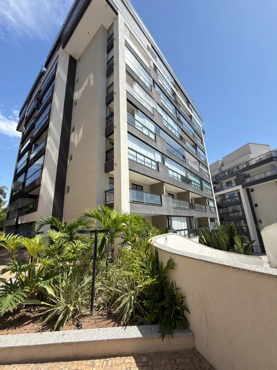 Alugo Loft sou+ inga com piscina 